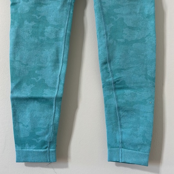 Gymshark Adapt Camo Seamless Full Length Butt Scrunch Aqua Leggings Size Medium - Picture 5 of 10